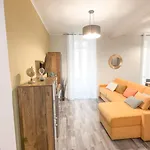 Apartment Residenza Santa Anastasia Yellow Balcony And Lift In Piazza Erbe *